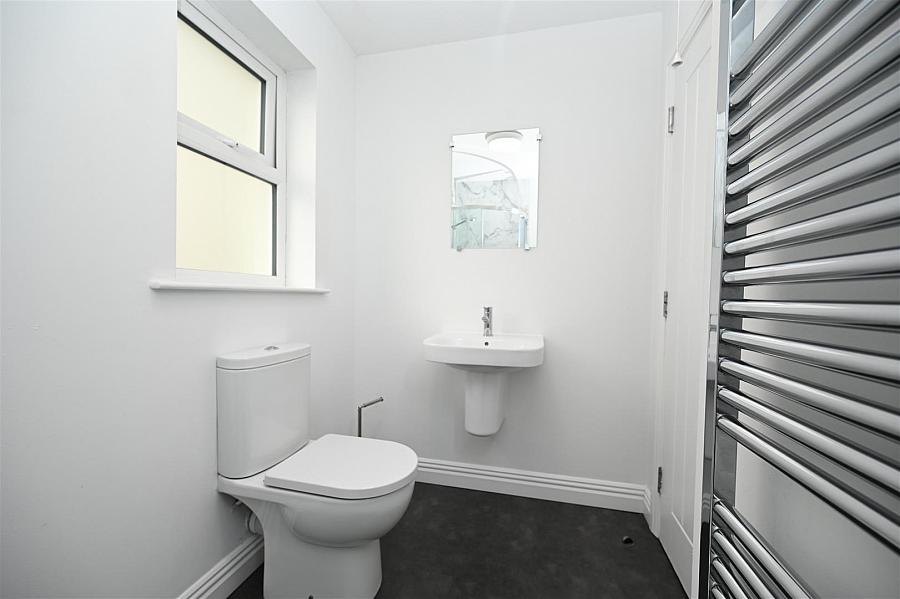 Apt 4, 61 Central Avenue Apt 4, 61 Central Avenue