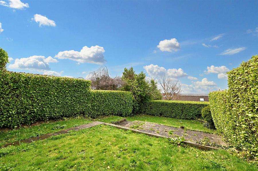 51 Beechill Park East