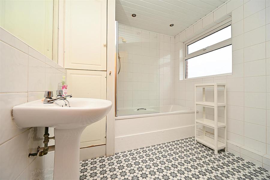 51 Beechill Park East