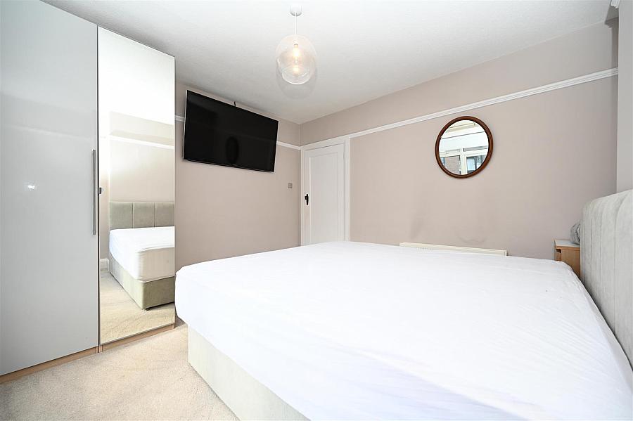 57 Shandon Park