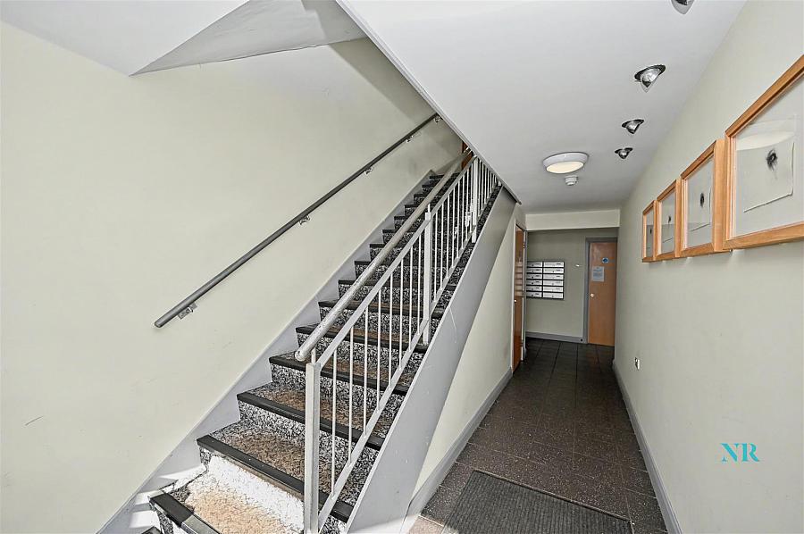 Apt 5 Firmount Building 2 Old Bakers Court