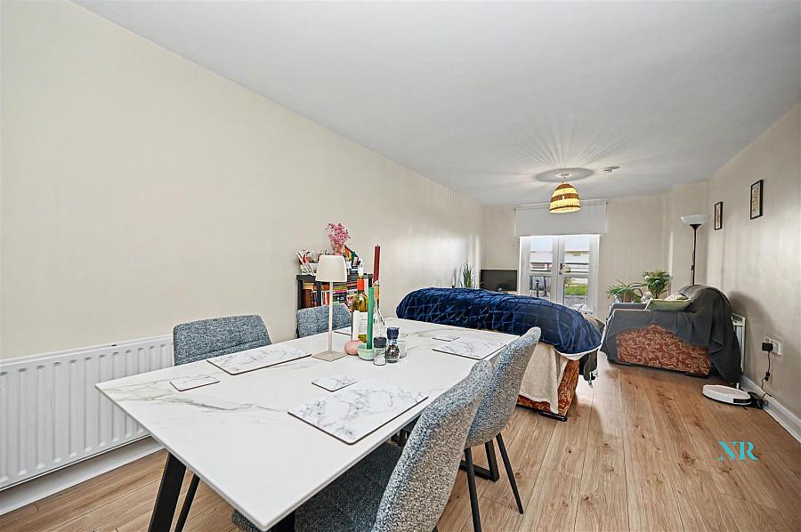 Apt 5 Firmount Building 2 Old Bakers Court