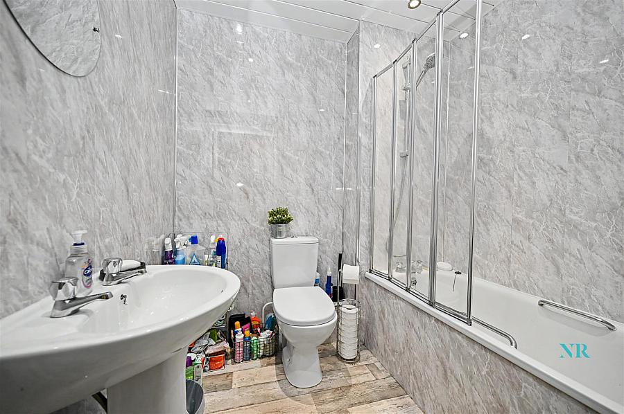 Apt 5 Firmount Building 2 Old Bakers Court