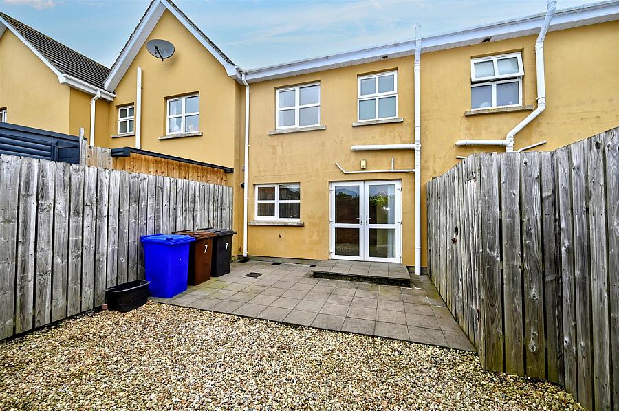 7 Bridge Street Court