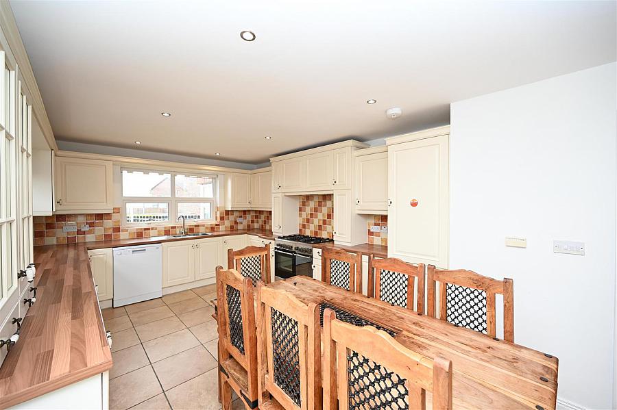 36 Loughview Village