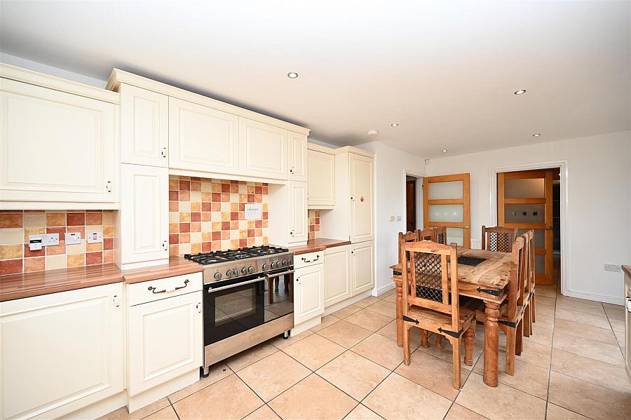 36 Loughview Village