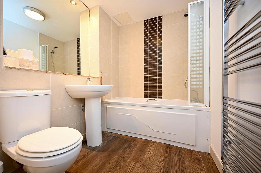 Apt 159 Victoria Place 20 Wellwood Street