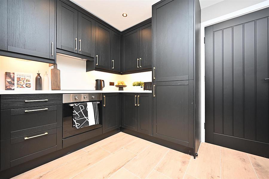 Apt 1 31 Wellesley Avenue