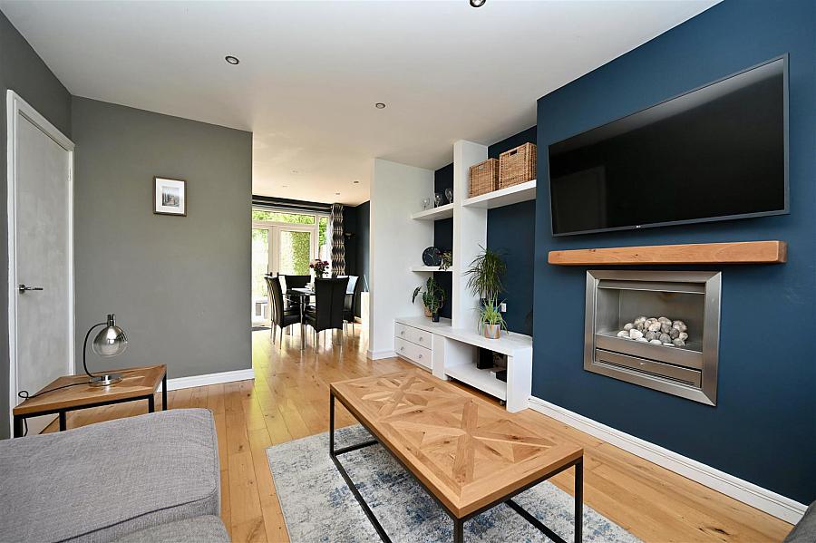52 Stirling Gardens