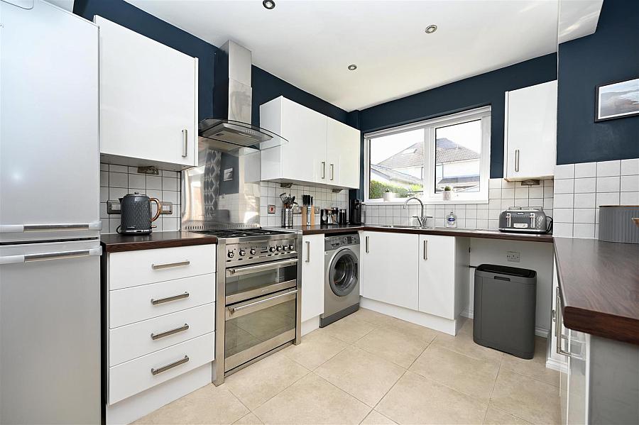 52 Stirling Gardens