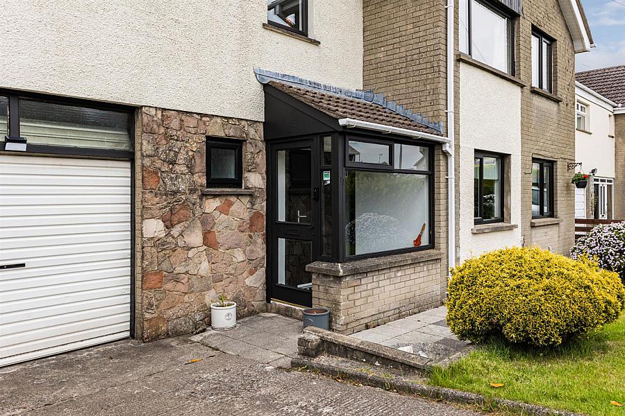 11 Glennor Crescent