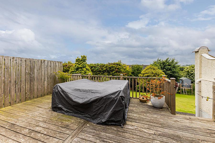 11 Glennor Crescent