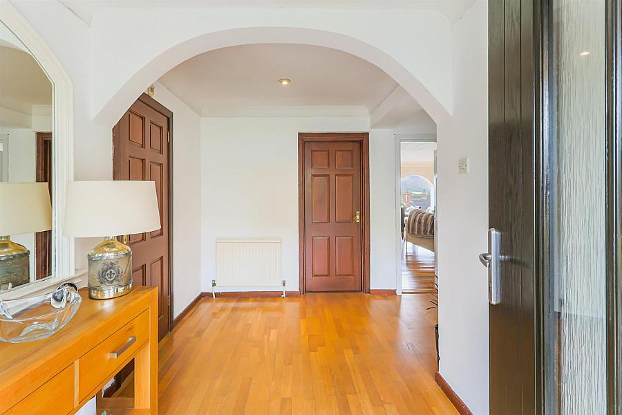 11 Glennor Crescent