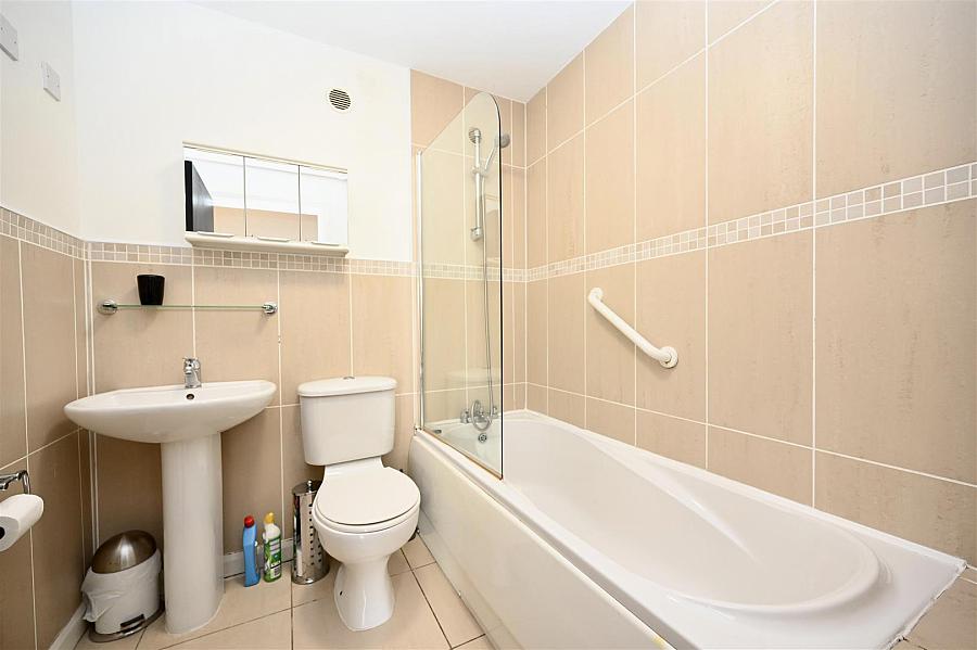 Apt 7 Pottinger's Quay 25 Short Strand