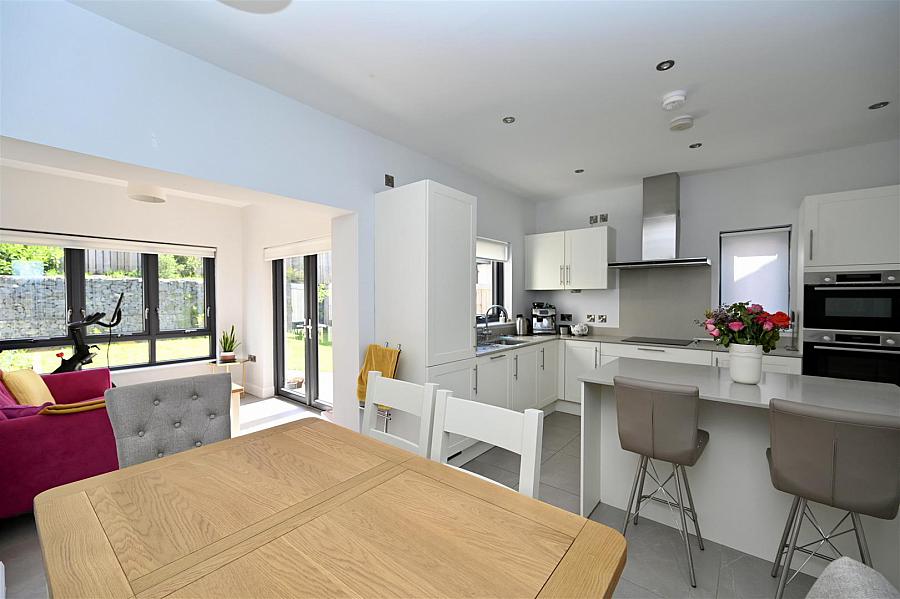 9 Brooke Hall Mews