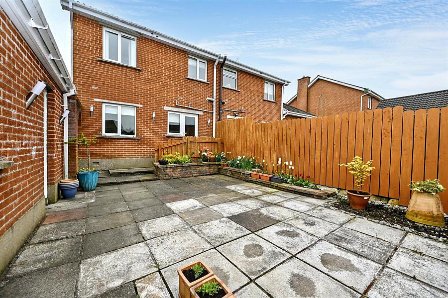 48 Moyra Drive