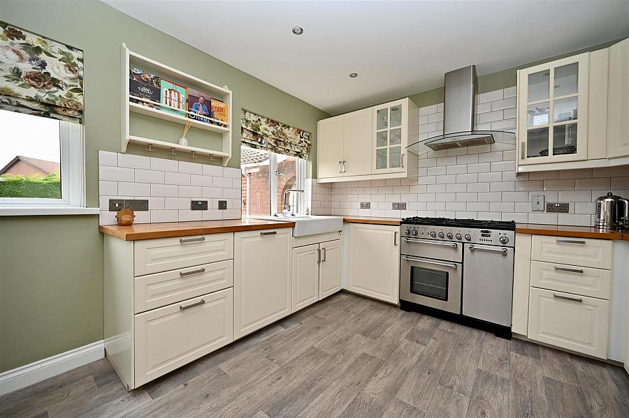 48 Moyra Drive