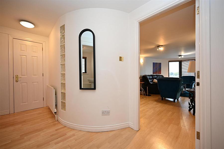 Apt 27 St Georges Harbour 51 East Bridge Street