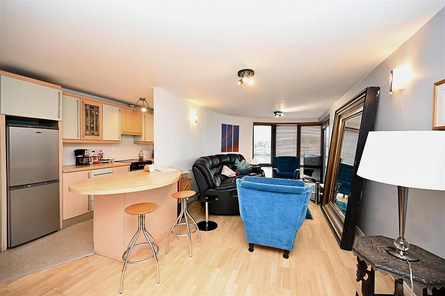 Apt 27 St Georges Harbour 51 East Bridge Street