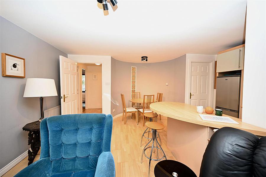 Apt 27 St Georges Harbour 51 East Bridge Street