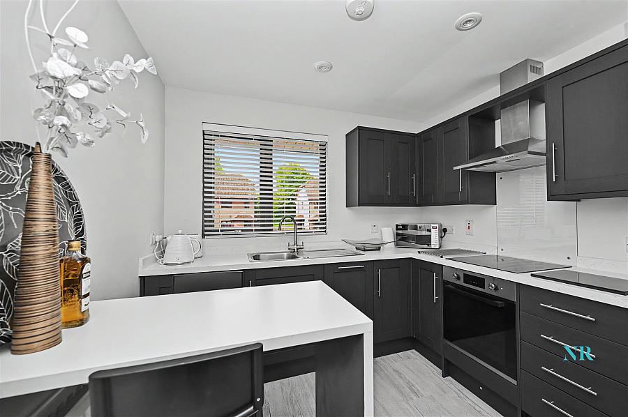 4 Knocklofty Court