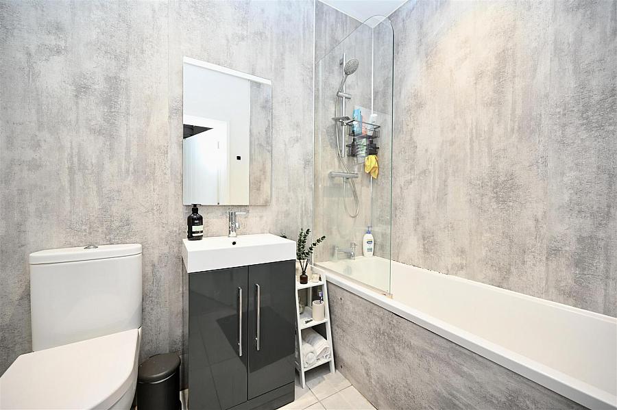 Apt 9, 130 Stranmillis Road