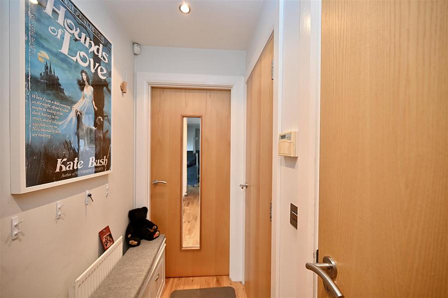 Apt 1, 1 Springfield Road