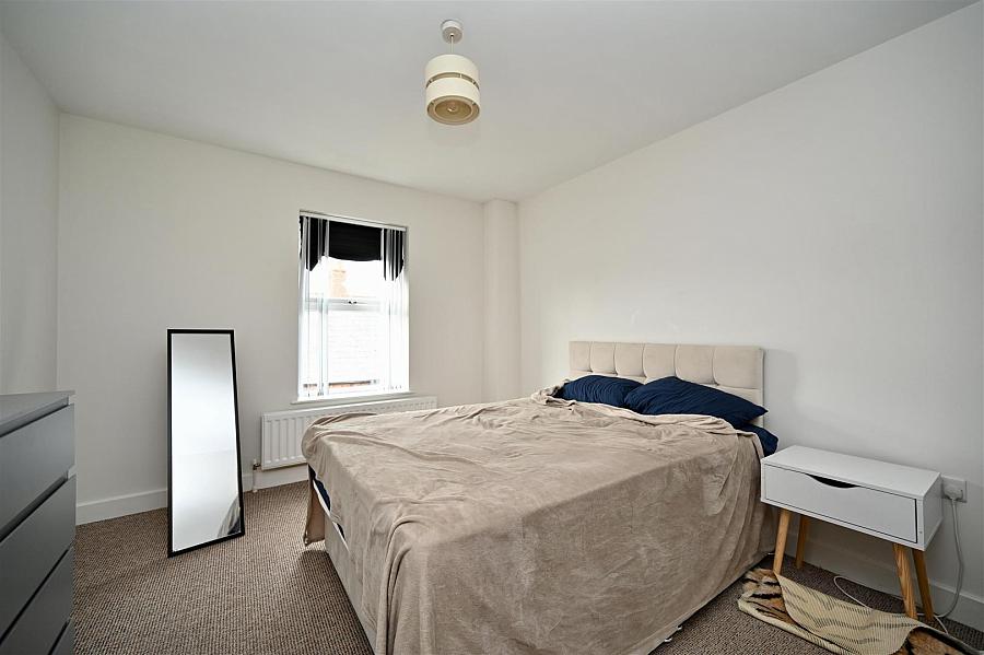 Apt 9, 1 Woodcot Avenue