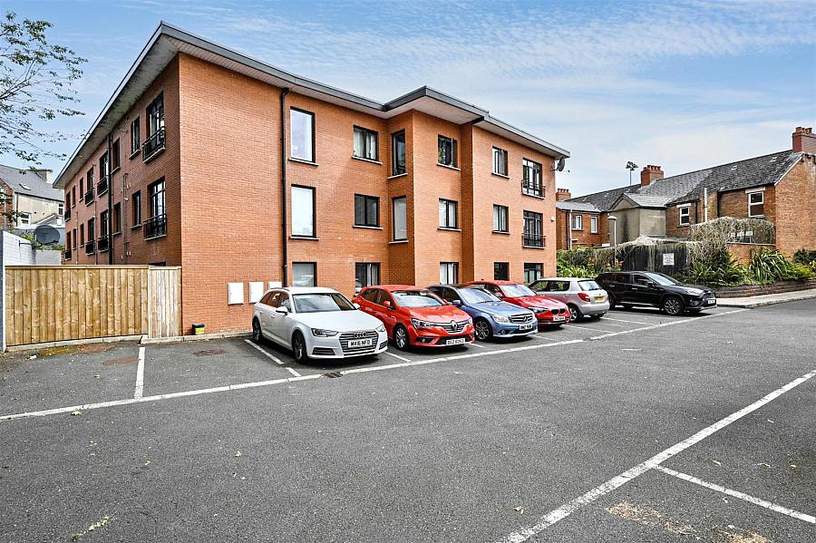 Apt 10, 39a Dundela Crescent