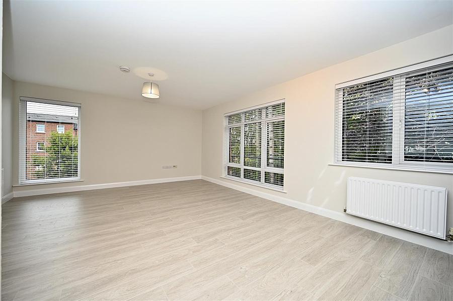 Apt 7, 39 Dundela Crescent
