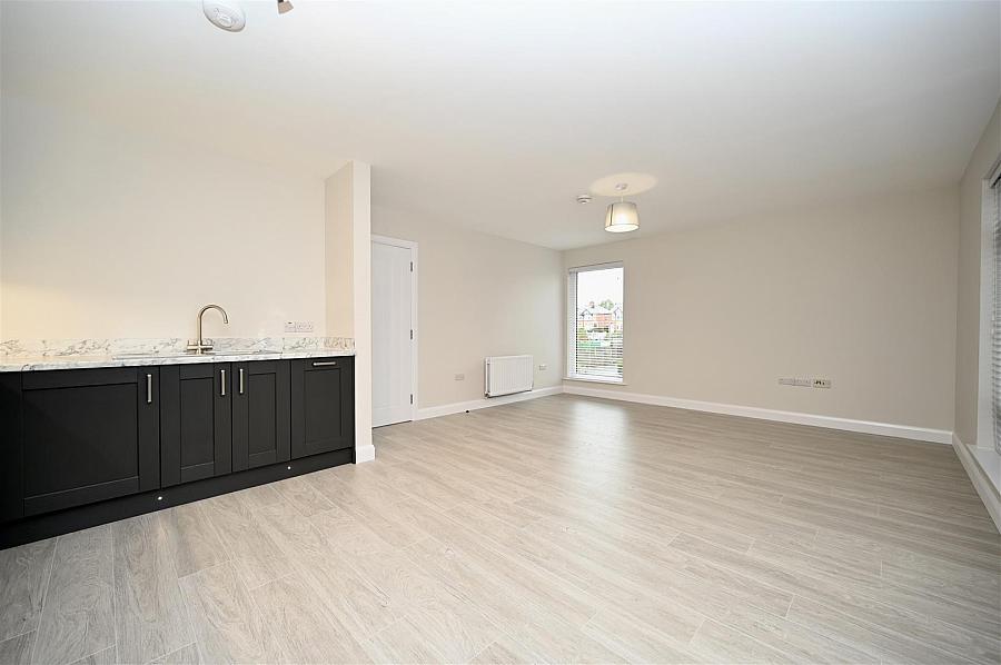 Apt 7, 39 Dundela Crescent
