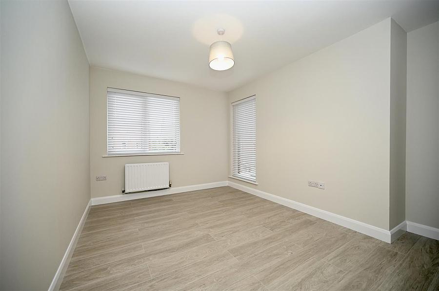 Apt 7, 39 Dundela Crescent