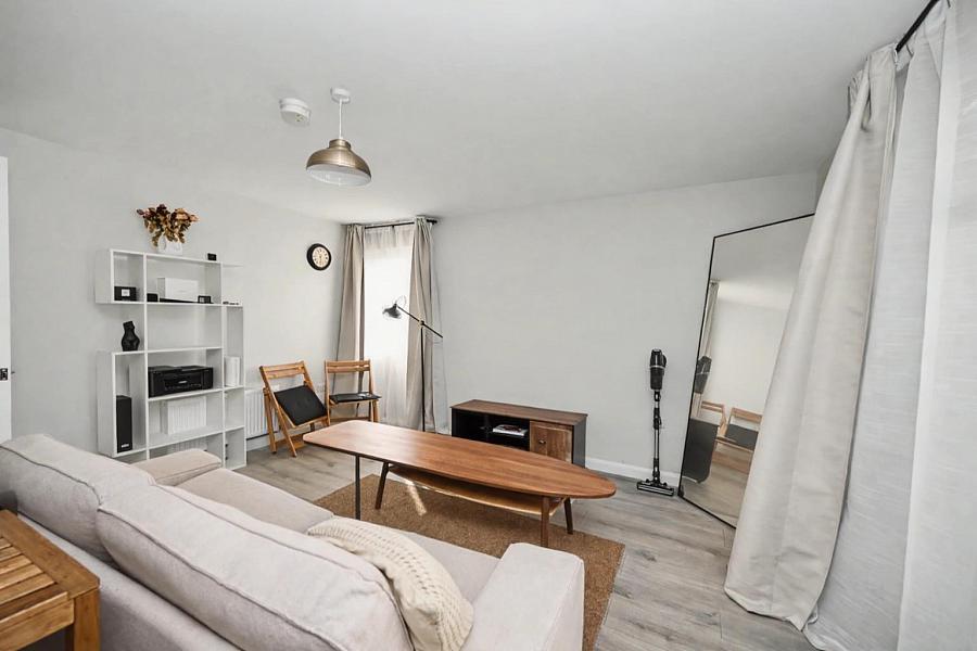 Apt 1, 39 Dundela Crescent