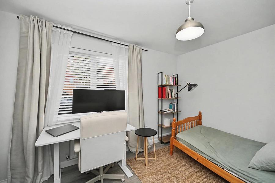 Apt 1, 39 Dundela Crescent