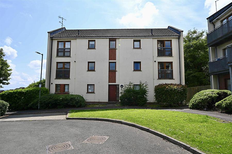 77c Heath Lodge Drive