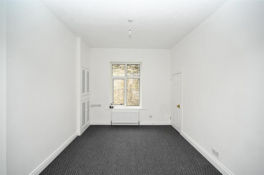 5 Orchard Place