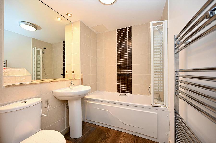Apt 159 Victoria Place 20 Wellwood Street