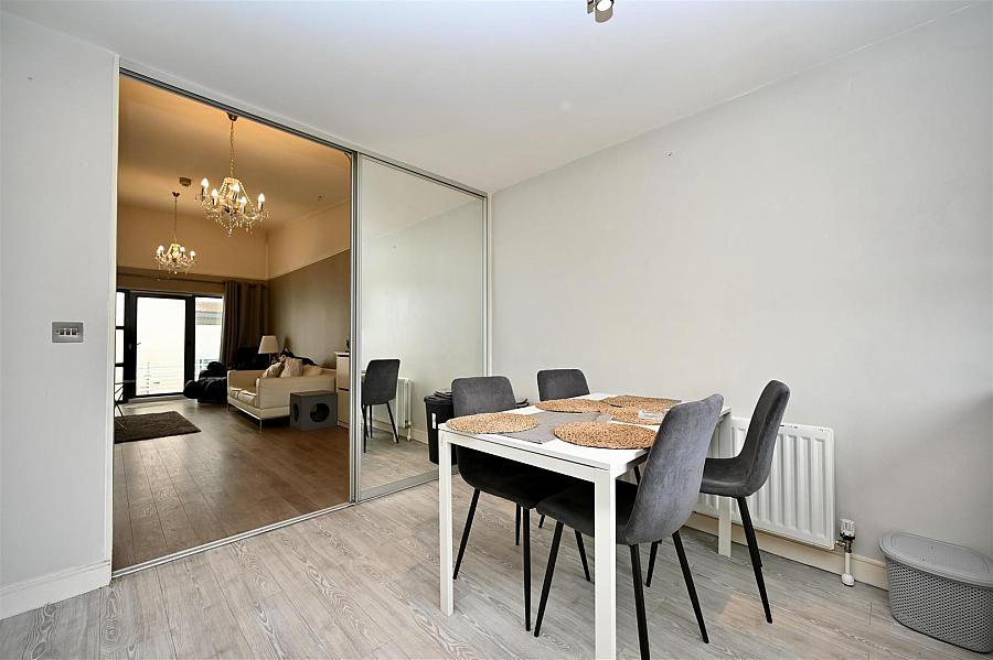 Apt 159 Victoria Place 20 Wellwood Street