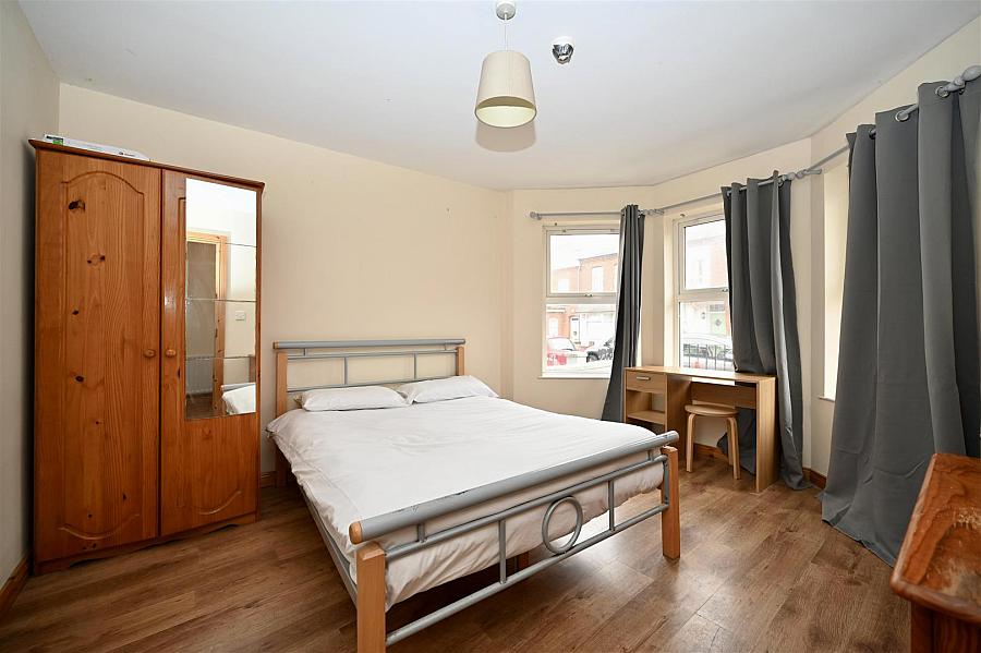 Room Rental 1 34C Edinburgh Street