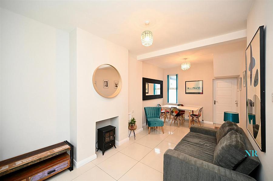 107 Charles Street South