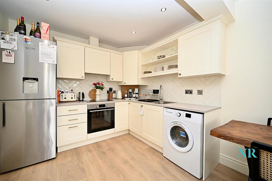 5B Hillsborough Court