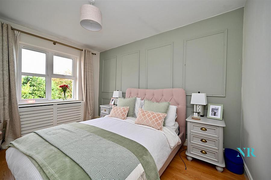 5B Hillsborough Court