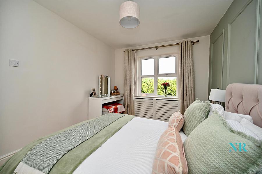 5B Hillsborough Court