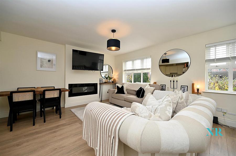 5B Hillsborough Court 5B Hillsborough Court
