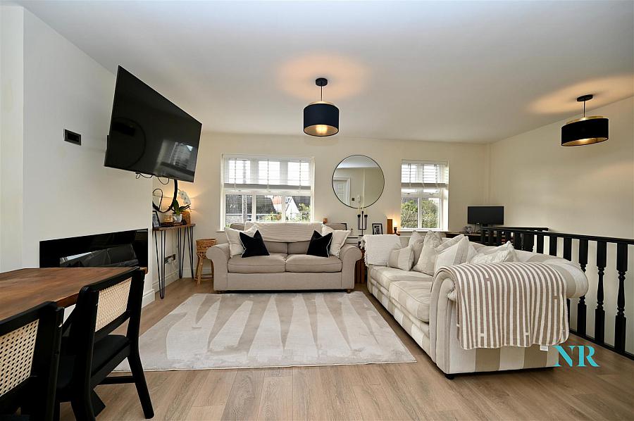 5B Hillsborough Court