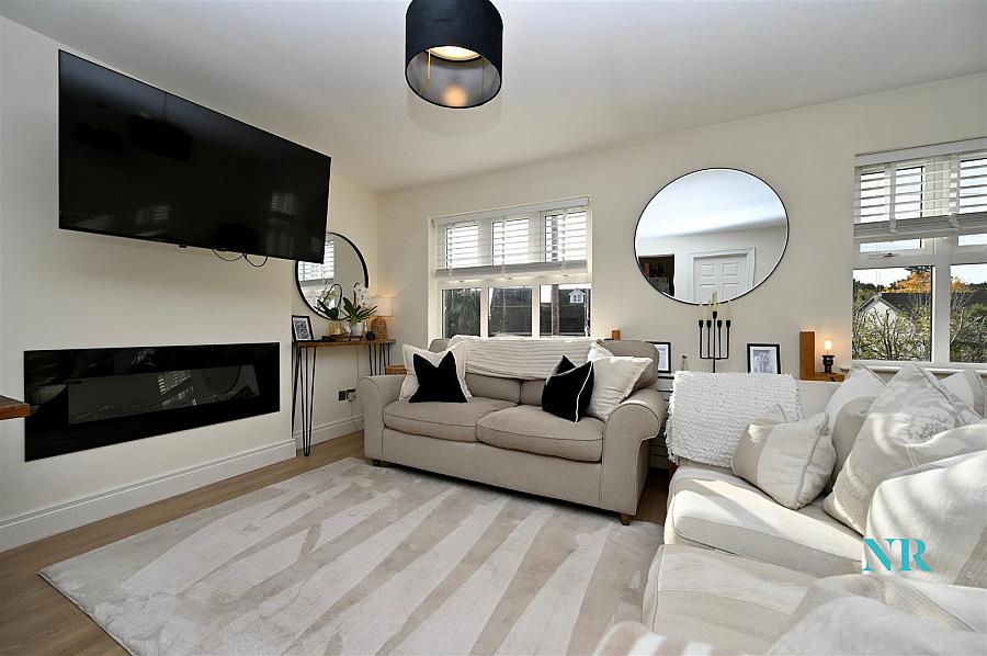 5B Hillsborough Court