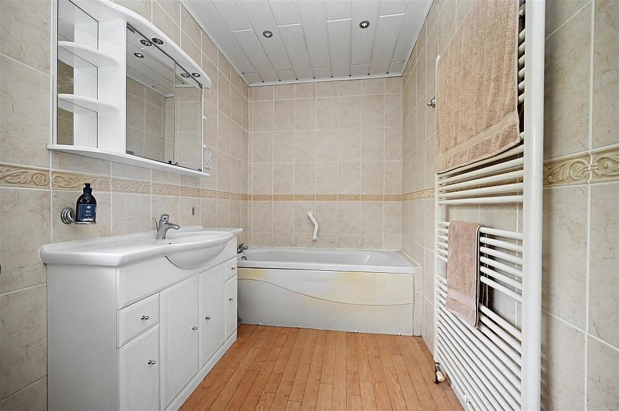 7 Finchley Gardens