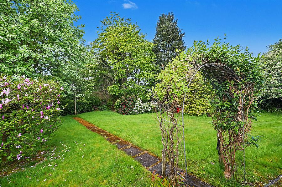 7 Finchley Gardens