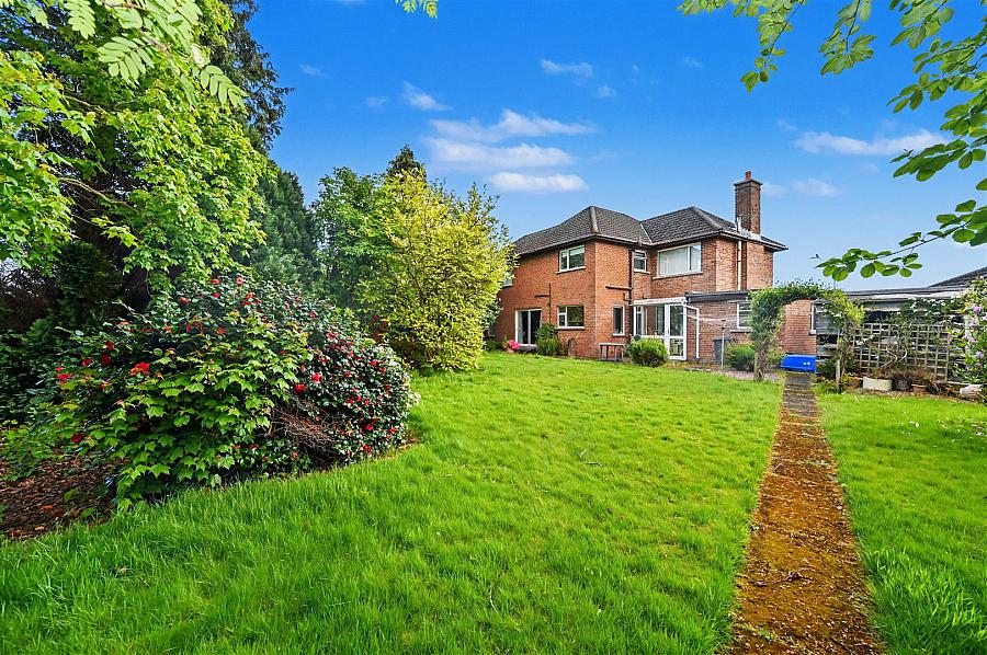 7 Finchley Gardens