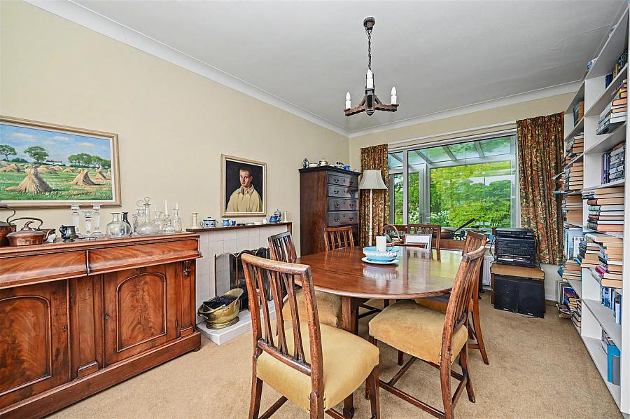 7 Finchley Gardens